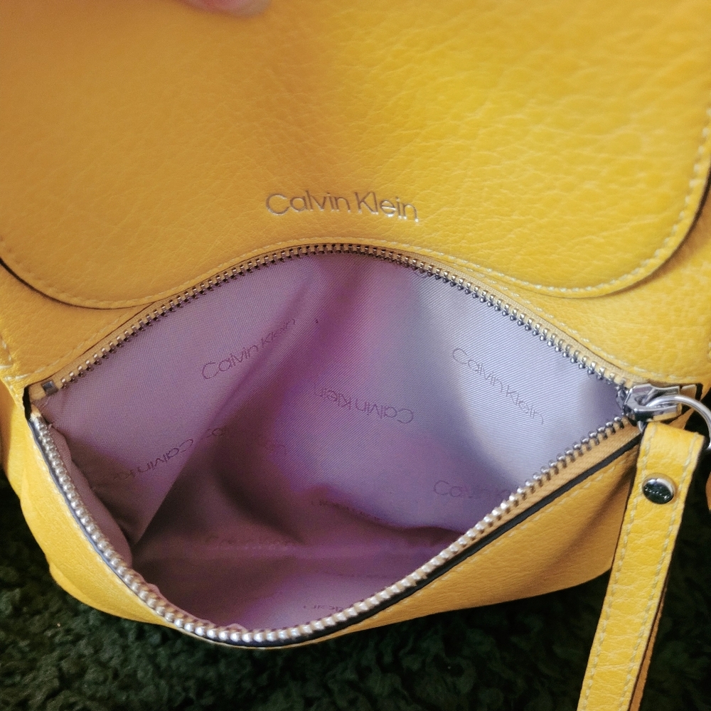 Calvin Klein Yellow Backpack - Picture 8 of 10